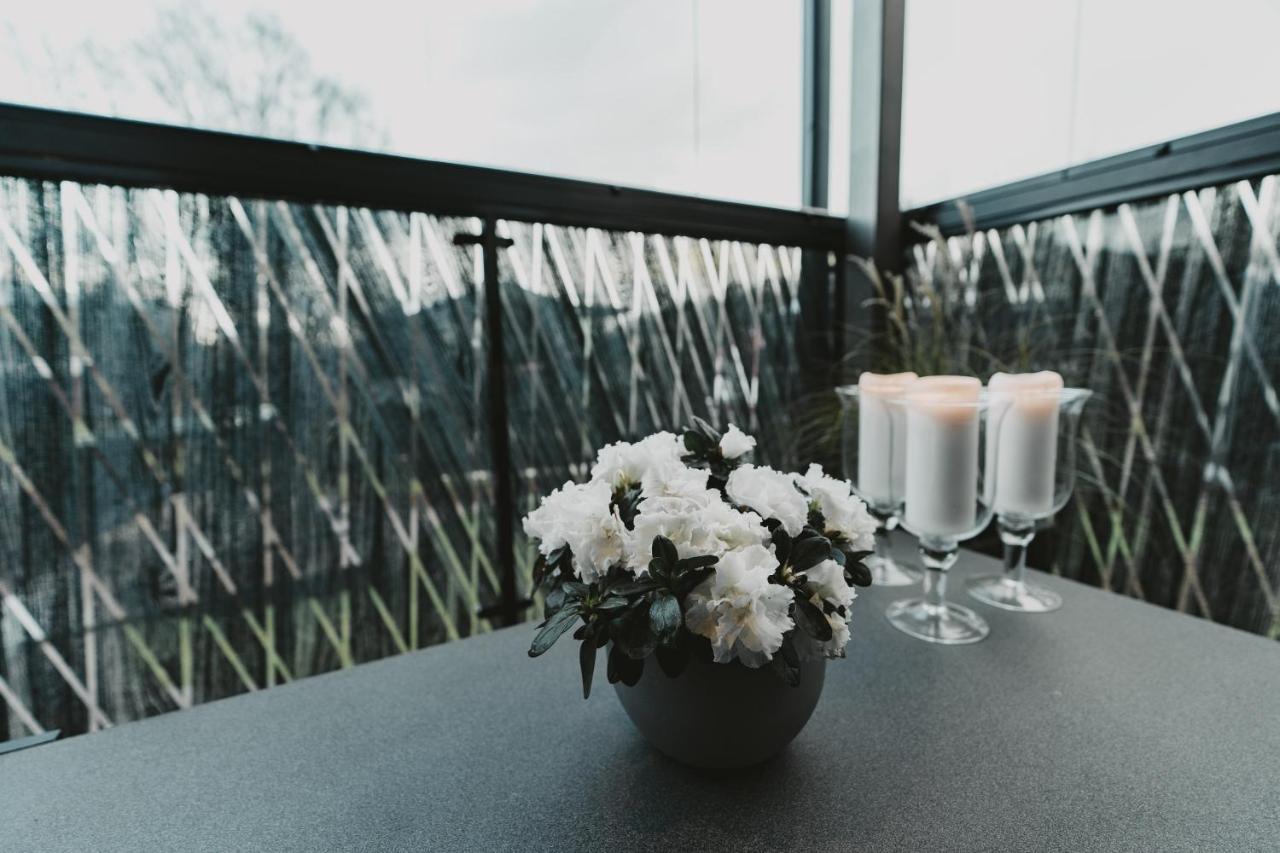 Oeoe Street Luxury Apartment With Terrace Tartu Exterior photo